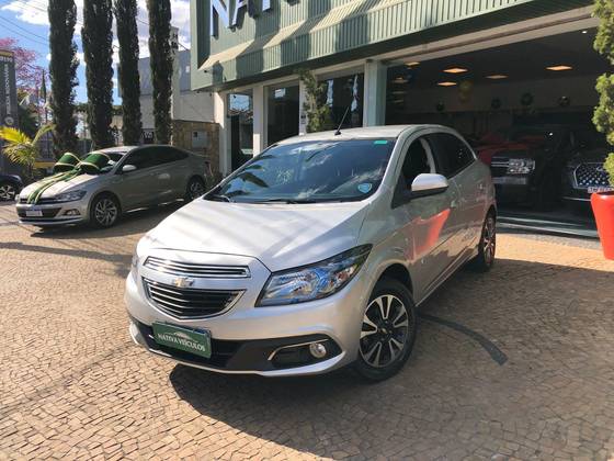 CHEVROLET ONIX 1.4 MPFI LTZ 8V FLEX 4P MANUAL CHEVROLET ONIX 1.4 MPFI LTZ 8V FLEX 4P MANUAL